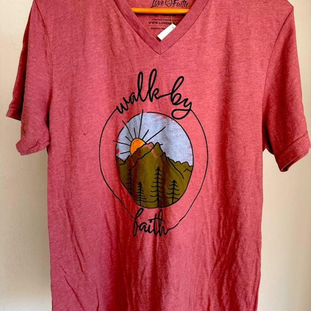 Women’s walk by‎ faith T-shirt